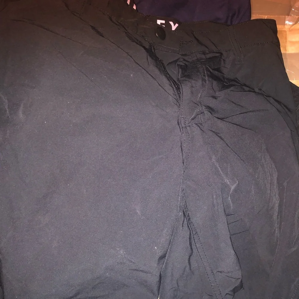 Youth Small Under Armour long sleeve shirt - Picture 4 of 6